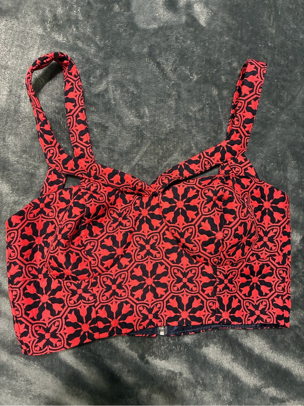 Coral and navy floral Tile Crop Top size small